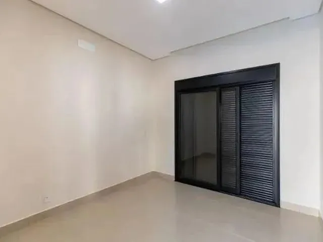 Imagem 4: Casa À Venda em Campinas, Parque Xangrilá, com 3 Suítes, com 235.74 M², Parque