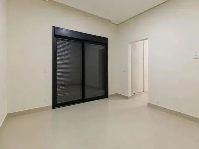 Imagem 6: Casa À Venda em Campinas, Parque Xangrilá, com 3 Suítes, com 235.74 M², Parque
