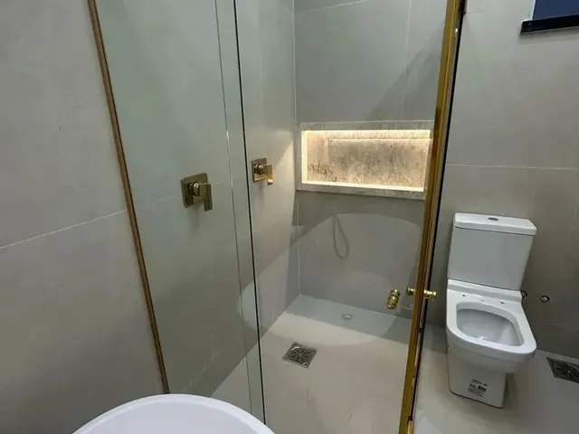 Imagem 9: Casa Térrea 207 M² com 4 Suites Piscina