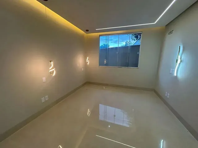 Imagem 7: Casa Térrea 207 M² com 4 Suites Piscina
