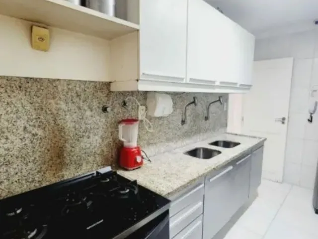 Imagem 8: VENDO apto 127m²- Corredor da Vitoria, 3/4 e 1 suíte, sala ampla, 2 banheiros, cozinha