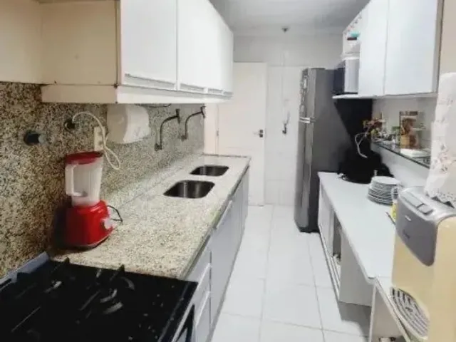 Imagem 6: VENDO apto 127m²- Corredor da Vitoria, 3/4 e 1 suíte, sala ampla, 2 banheiros, cozinha