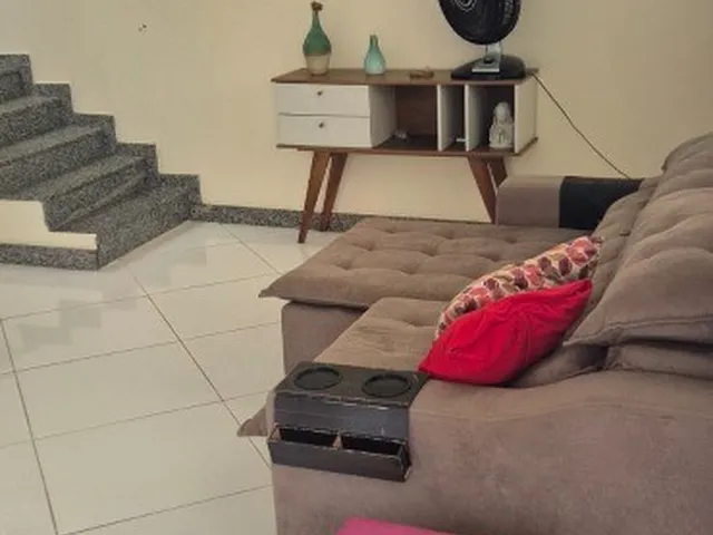 Imagem 4: VENDO Casa Praia do Flamengo com 200m², 4/4 com suítes, sala ampla, lavabo, cozinha