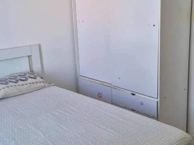 Imagem 7: VENDO Casa Praia do Flamengo com 200m², 4/4 com suítes, sala ampla, lavabo, cozinha