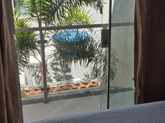 Imagem 8: VENDO Casa Praia do Flamengo com 200m², 4/4 com suítes, sala ampla, lavabo, cozinha