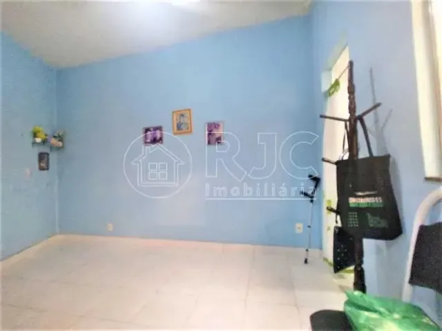 Imagem 15: Imóvel para Venda Possui 100 Metros Quadrados com 3 Quartos em Grajaú - Rio de Janeiro