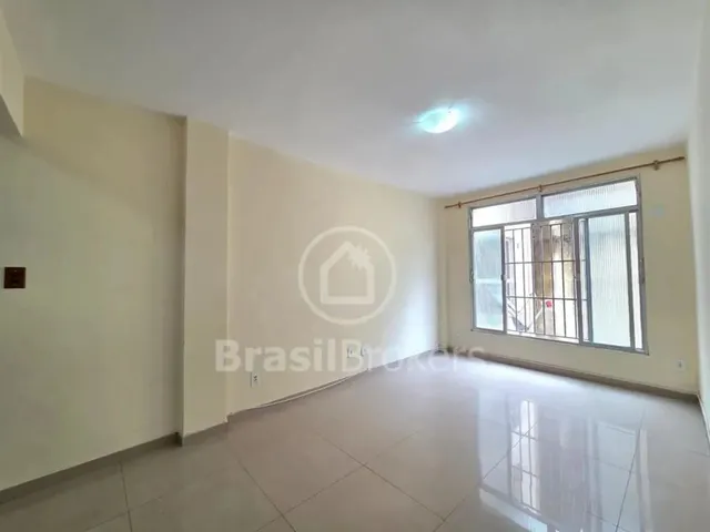 Imagem 1: Apartamento À Venda 2 Quartos Junto Ao Comércio em Bento Ribeiro