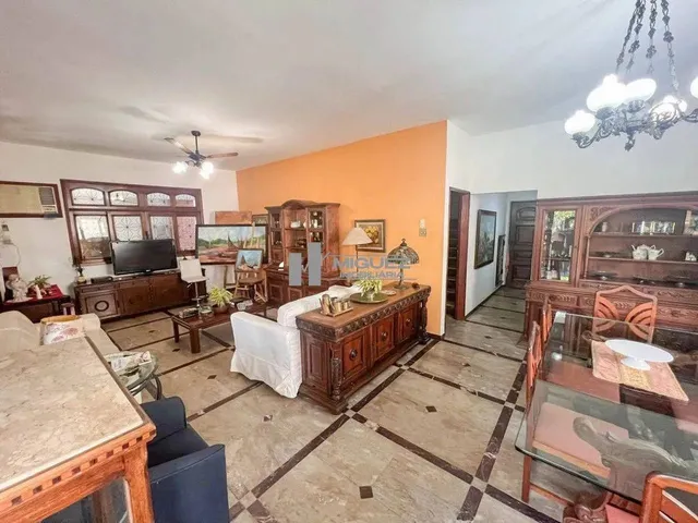 Imagem: Casa a Venda, Rua Aníbal Moreira, 06 Quartos
