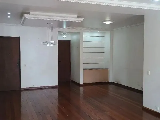 Imagem: Apartamento com 4 Quartos À Venda, 174