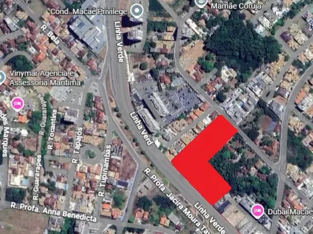 Imagem: O terreno possui 11.000m² de Área e está localizado em