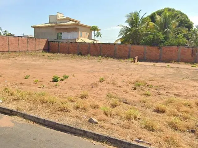 Imagem: O terreno possui 300m² de Área e está localizado em Jardim