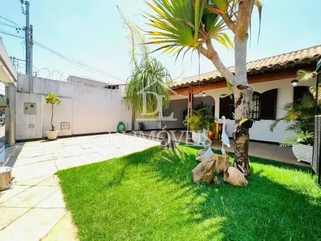 Imagem: Casa com 4 Quartos 2 Suites 4 Vagas,360M²