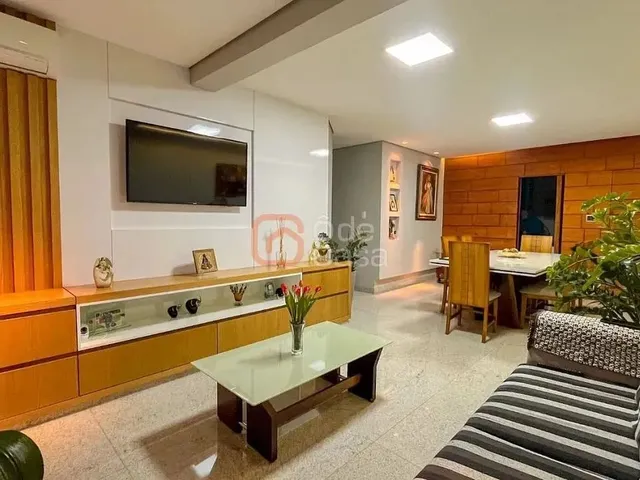 Imagem: Apartamento com 3 Quartos e Elevador À