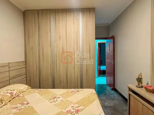 Imagem 16: Apartamento com 3 Quartos e Elevador À Venda no Castelo