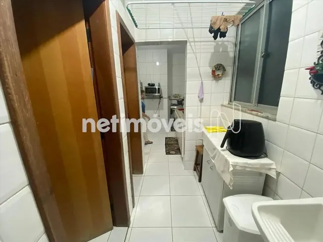 Imagem 8: Apartamento À Venda com 3 Quartos