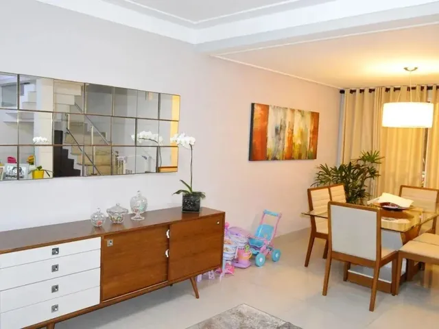 Imagem: Casa Geminada com 3 Quartos À Venda em