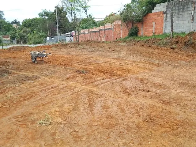 Imagem: O terreno possui 500m² de Área e está localizado em