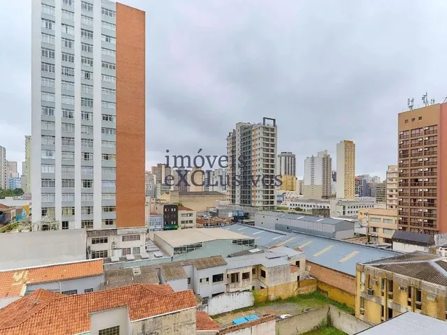 Imagem 2: Studio no Centro de Curitiba - Ideal para Morar Ou Investir