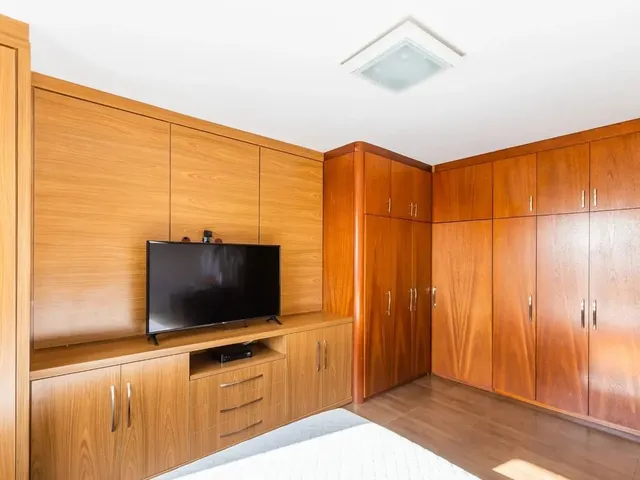 Imagem 2: Cobertura com 5 Quartos no Edifício Saint Moritz no Batel