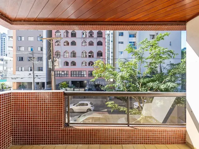 Imagem 2: Apartamento À Venda no Edifício Richmond Residence Cabral em Curitiba