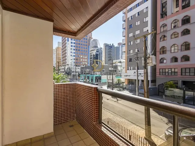 Imagem 6: Apartamento À Venda no Edifício Richmond Residence Cabral em Curitiba