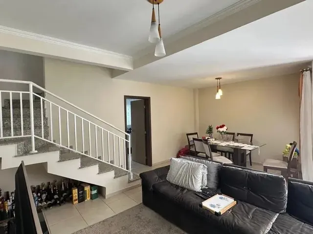 Imagem 2: Ahú: Casa com 04 Quartos e 04 Vagas Próximo a Oab e Colégio Bom Jesus