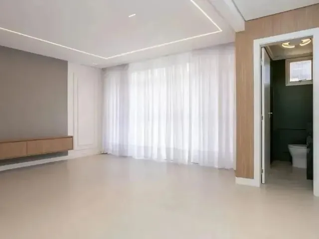 Imagem 16: Apartamento Reformado Mobiliado a Venda com 3 Quartos em Juvevê - Curitiba - Pr