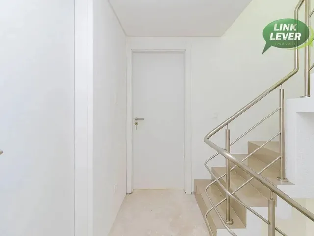 Imagem 2: Sobrado com 3 Dormitórios À Venda, 164 M² por R$ 990.000,00 - Bom Retiro - Curitiba/Pr