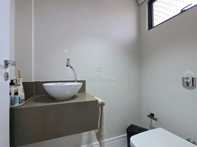 Imagem 16: Casa Estilo Townhouse 358M² com 3 Suítes e Terraço nas Mercês - Curitiba - Pr