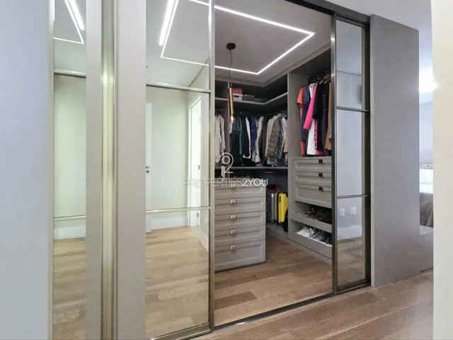 Imagem 5: Casa Estilo Townhouse 358M² com 3 Suítes e Terraço nas Mercês - Curitiba - Pr