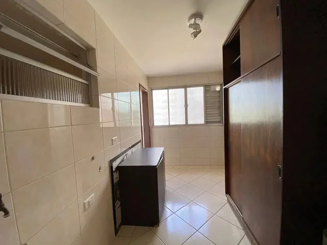 Imagem 15: Apartamento com 3 Dormitórios - na Frente da Praça do Centro Civico