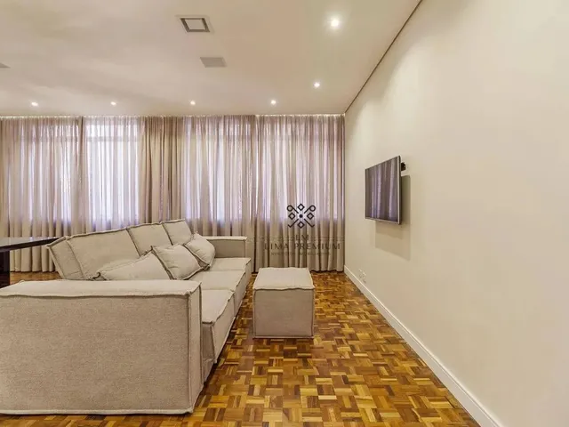 Imagem 8: Apartamento À Venda no Batel com 3 Dormitórios e 101 M² Ideal para Retrofit por R