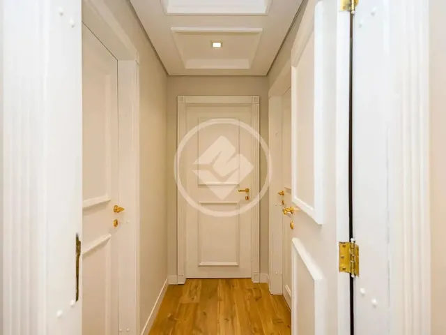 Imagem 8: Apartamento À Venda - Reformado - 3 Quartos - Centro - Condominio Villagio Di Livorno