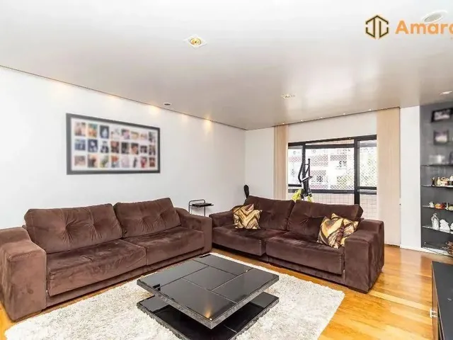 Imagem: Apartamento com 4 Dormitórios À Venda