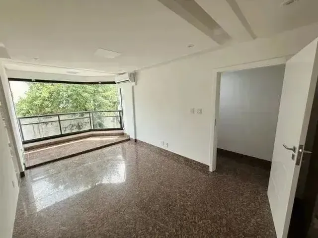 Imagem 4: Aceito Carro/Parcelo, Ed.marvic, 279M2, 4 Suítes, Climatizado, Armários, e 2 Vagas