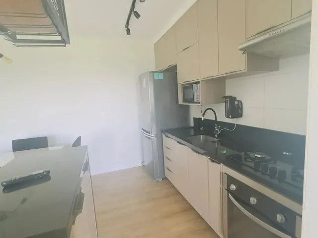 Imagem: O apartamento possui 2 Dormitórios, 1 Suíte, 2 Banheiros,