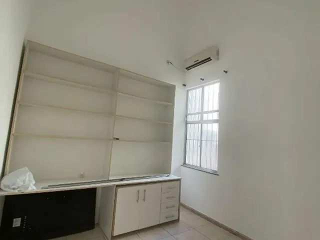 Imagem 8: Alugo Apartamento no Parque 10 com 2 Quartos