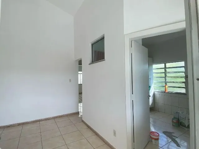 Imagem 4: Alugo Apartamento no Parque 10 com 2 Quartos