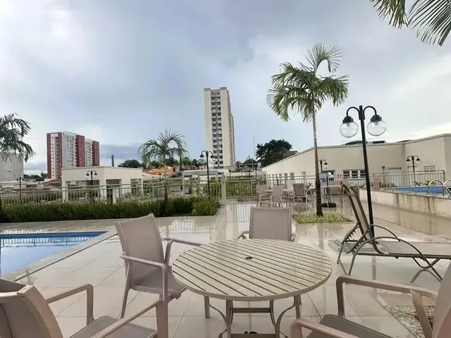 Imagem: O apartamento possui 2 Dormitórios, 1 Suíte, 1 Banheiro,