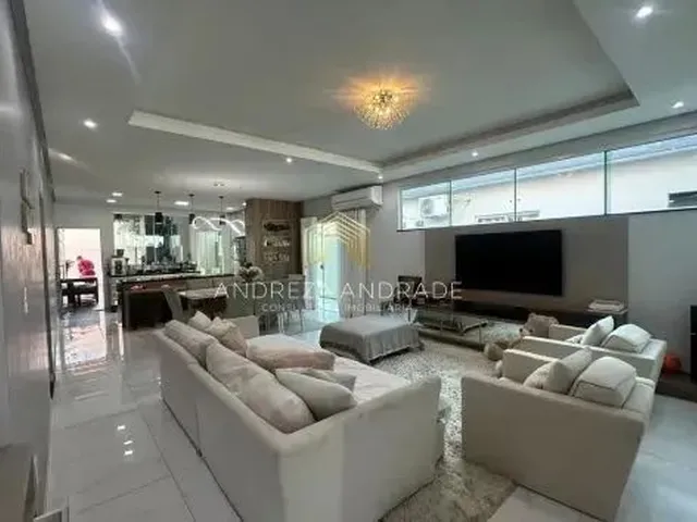 Imagem: A casa em condomínio possui 3 Dormitórios, 1 Suíte, 4