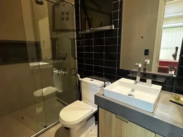 Imagem 11: Vieiralves / Aluguel / 4 Suítes / Mobiliado / Piscina / Poço Artesiano / Bem Localizado