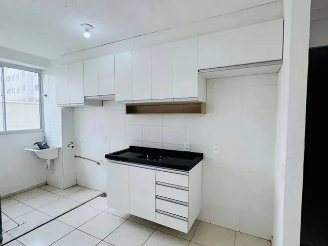 Imagem: O apartamento possui 2 Dormitórios, 1 Banheiro, 1 Vaga na