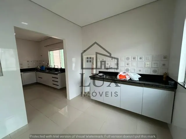 Imagem 3: Forest Hill / 200M² /3 Suítes / Semi Mobiliada/ Área Gourmet / Piscina