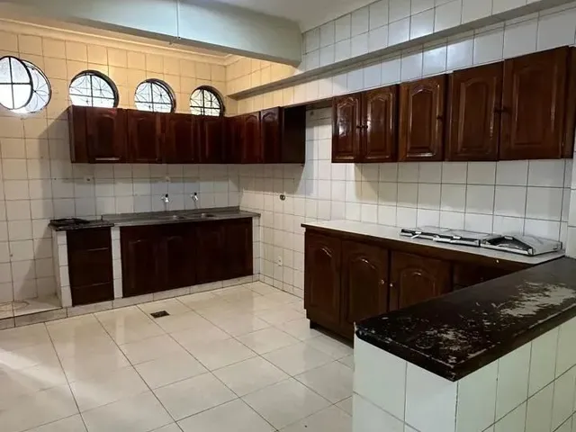 Imagem 3: Locação | Amplo Apartamento de 4 Quartos na Praça 14