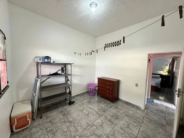 Imagem 7: Apartamento Térreo Mobiliado- 2 Quartos, 1 Vaga Coberta