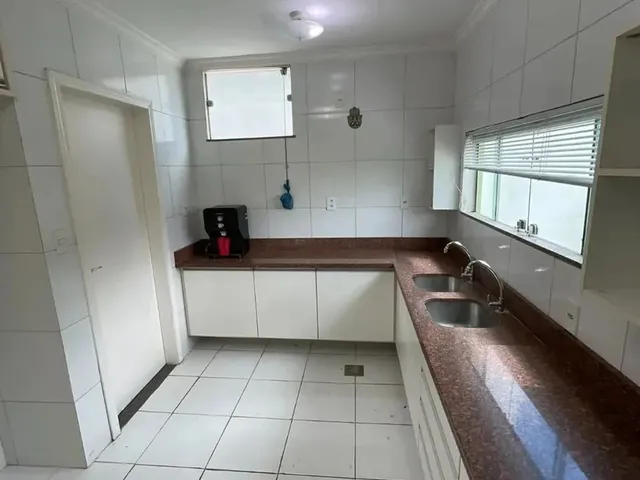 Imagem 8: Casa Duplex para Locação no Ponta Negra 1, Tem 3 Suítes, com o Lote Total de 600M2