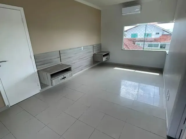 Imagem 10: Casa Duplex para Locação no Ponta Negra 1, Tem 3 Suítes, com o Lote Total de 600M2
