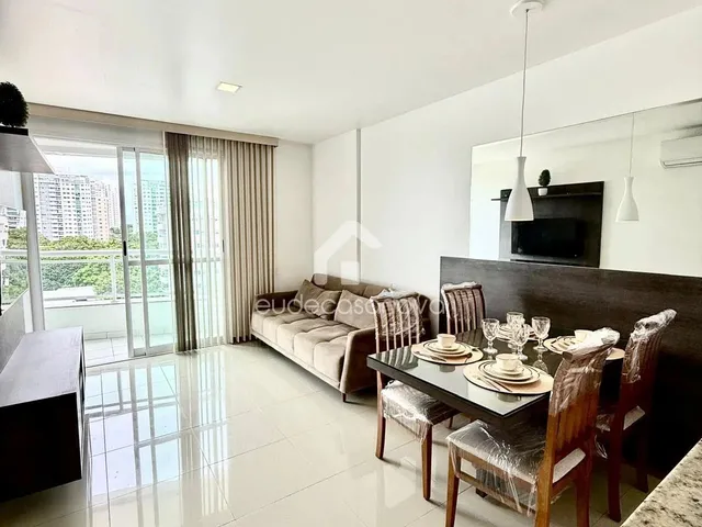 Imagem: O apartamento possui 1 Dormitório, 1 Banheiro, 1 Vaga na