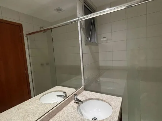 Imagem 11: Apartamento para Aluguel - 94 M² - Adrianópolis - Semi Mobiliado