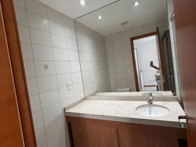 Imagem 12: Apartamento para Aluguel - 94 M² - Adrianópolis - Semi Mobiliado